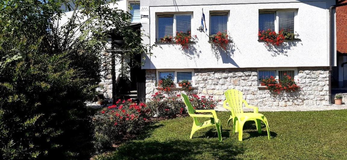 Apartmaji Mojca Криже Екстер'єр фото